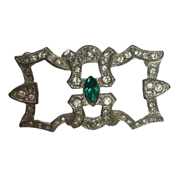 1930’s Art Deco Vintage Rhinestone and Faux Emerald Brooch - Picture 7 of 10